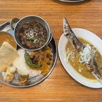 BLOCK HOUSE 水曜カレー - 