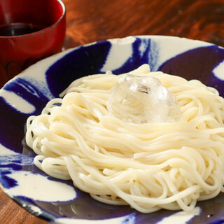 生まれ故郷の名産を取り入れた逸品でおもてなし