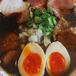 La-men NIKKOU - ど煮干しブラック肉そば(突発限定)+トッピングスペシャル
