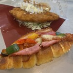 ベーカリーカフェクラウン - 