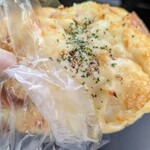 BOULANGERIE MELIES - ハムチーズパン
