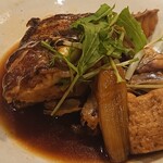 広島料理 西海 - R7.10.18この日の煮物は鯛のお頭の荒炊き。
