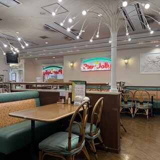 ピア・ジョリー_2