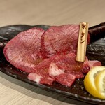 焼肉 BASE 架 - 黒毛和牛タン