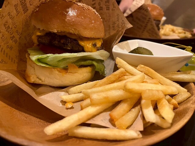 ダイナーナンバーセブン - 川口/ハンバーガー | 食べログ