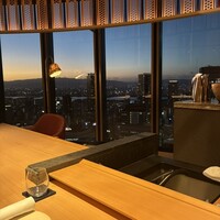 鮨 ラビス 大阪 ヤニック・アレノ - 