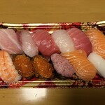 ジャパンミート卸売市場 古河店 - ネタは新鮮、シャリも大きくて食べ応えあり！