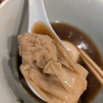 中華そば しば田 - 肉ワンタン✕２個が特製には入ってます。