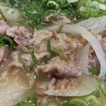 松屋 - お肉はちょっとスジ有り。硬い。