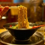 豚の骨 - 魚介豚骨ラーメン 1,000円