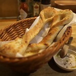 魚イタリアン&オイスター Rovin - 