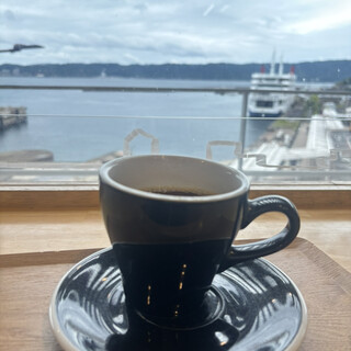 ミナトカフェ_1