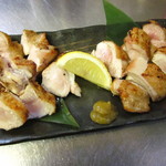 Torisuke - 鶏炙り料理は、中がレアで提供出来ます。お好みの焼き加減で！