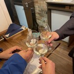 大衆フレンチ モツザマス - 白ワインボトルで注文