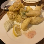 大衆フレンチ モツザマス - 真鱈の白子と蕪のフリット