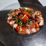 レストラン&バル elBUVA  - スモークサーモンのサラダ風