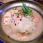 鳥一 - 名物 サムゲタン(白)