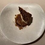 テアトロ ディ マッサ - ◆デザート①
      ・落花生のティラミス　（星4.2）