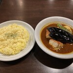 カレー リーブス - 