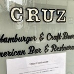 CRUZ BURGERS & CRAFT BEERS - 