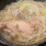 てっぺん - 鍋の〆に揖保乃糸♡鶏肉は宮崎産 日向鶏(*´︶`*)♡