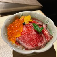 焼肉割烹 YP流 西心斎橋店 - ライス被り①   和牛とうにいくらのミニ丼