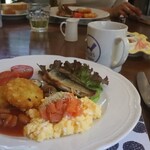 ALBERT'S British Dining - 