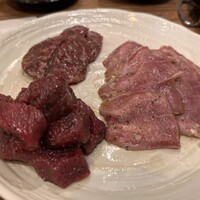 炭火焼肉ホルモン うしごろ 中目黒店 - 