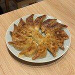牛タンとおでんとクリスピー餃子　ひまわり［出汁］ - 