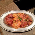 焼肉 親鳥専門店 ばかたれ - 和牛ホルモン