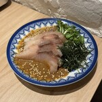 牛タンとおでんとクリスピー餃子　ひまわり［出汁］ - 