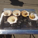 築地魚河岸 浜焼きBBQテラス - ガーリックバターホタテ