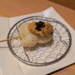 串揚げ大ひら - イカウニキャビア乗せ
