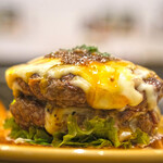 cafe & dining MONKEY TREE - ダブルチーズバーガー 1969円