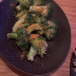 ランドーズ - ブロッコリー炒めって美味しいよねー