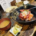 活魚料理 いし田 - 海鮮ユッケ丼