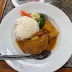 Dang-Dum Restaurant - マッサマンカレー