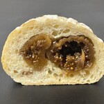 オリミネベーカーズ - 2025.10.21 (火)    胡桃＆白いちじく　360円（税込）