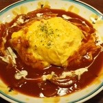 雪詩慕雲 - オムライスハッシュドビーフ