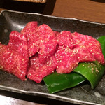 黒毛和牛焼肉と本格もつ鍋 山樹 - 黒毛和牛カルビ