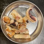 お好み焼き 城土井 - 紋甲イカの下足塩焼き@６２０円！