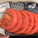 お好み焼き 城土井 - スライストマト@３８０円！