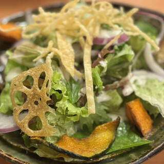 もつ焼きと円盤餃子もつ治_1