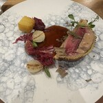 UNE TABLE - ⑦　⑥を開いたもの