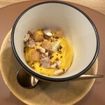 UNE TABLE - ②バターナッツ、かぼちゃのム一ス、フォアグラ（フォアグラの甘みとフォアグラの塩気がベストマッチ）