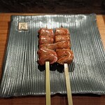 ワインと炭火串焼 銀座 荻 - 比内地鶏白レバー