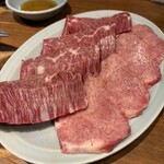 炭火焼肉ホルモンさわいし - 