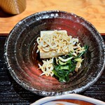 北新地 つきしろ - しらすとわかめとお豆腐の酢の物