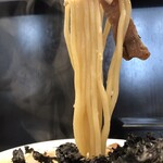 燕三条らーめん潤 中山店 - 麺リフト