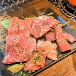 炭火焼ホルモン ぐう - 